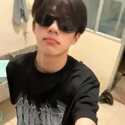 秦明凝